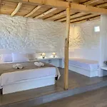 My Oasis Mykonos Apartment Klouvas